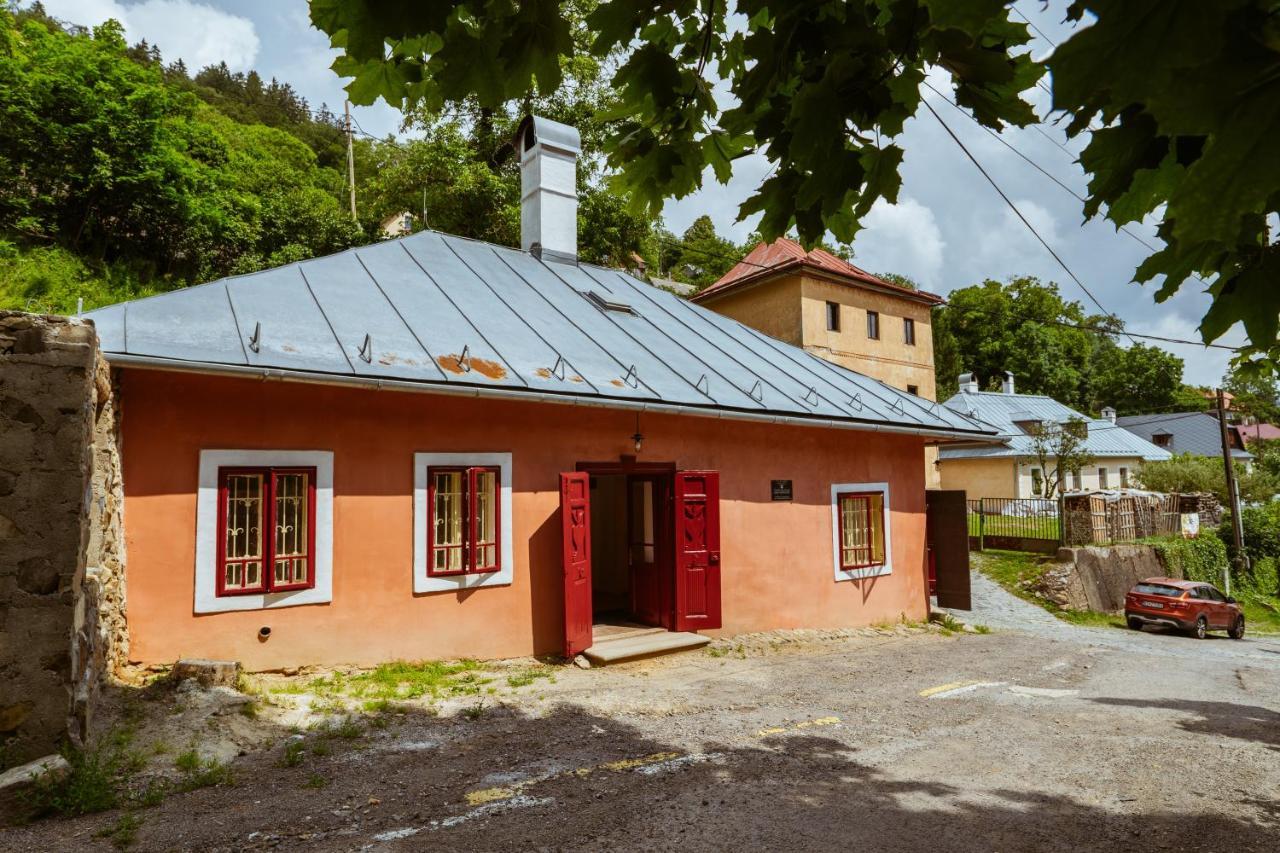 Apartmany Rodny Dom Deza Hoffmanna Banska Stiavnica Exterior photo